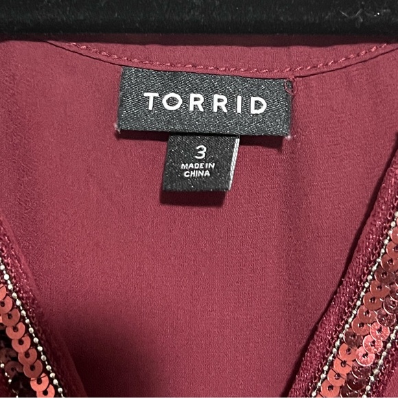 Torrid Georgette Embellished Neck Hi-Low Short Sleeve Blouse - Picture 9 of 9